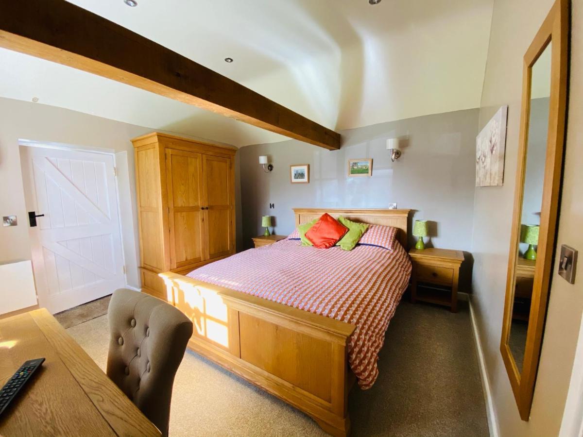 The White Horse Inn Bilsington 外观 照片